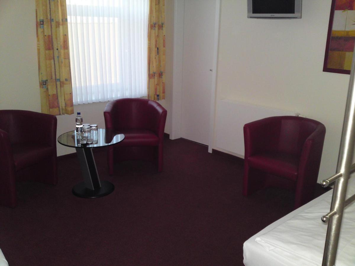 An Der Porzellan-Manufaktur Pension Meissen Chambre photo